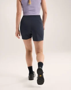 Arcteryx Gamma Short 6 W