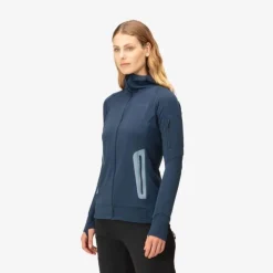 Norrona Falketind power grid hood w's