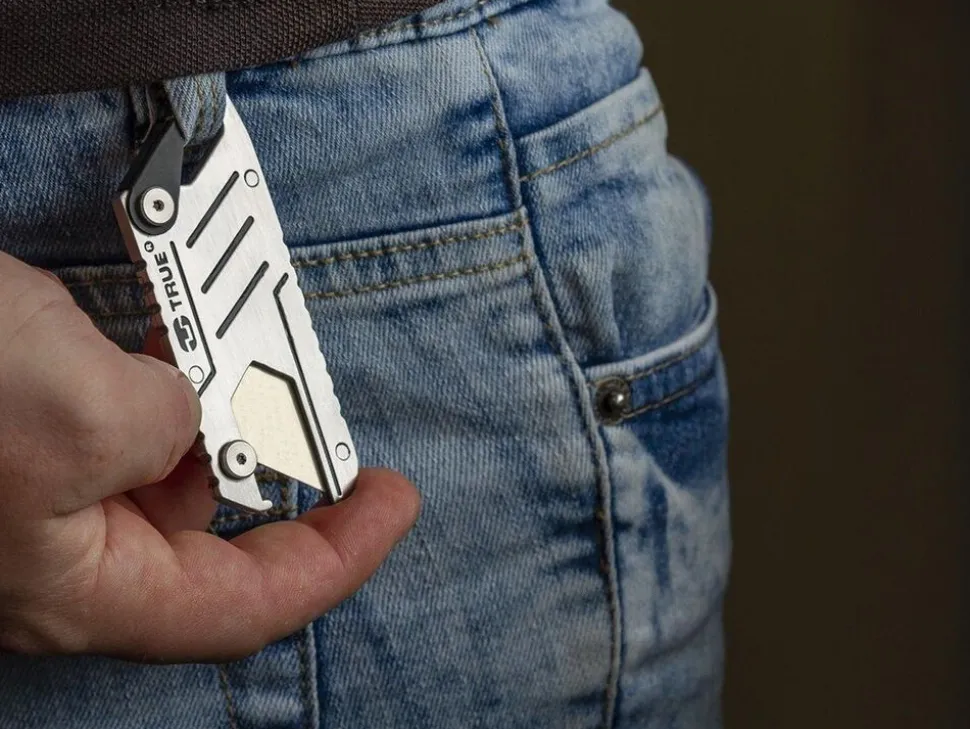 True Utility True Utility Box Cutter Clam