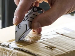 True Utility True Utility Box Cutter Clam